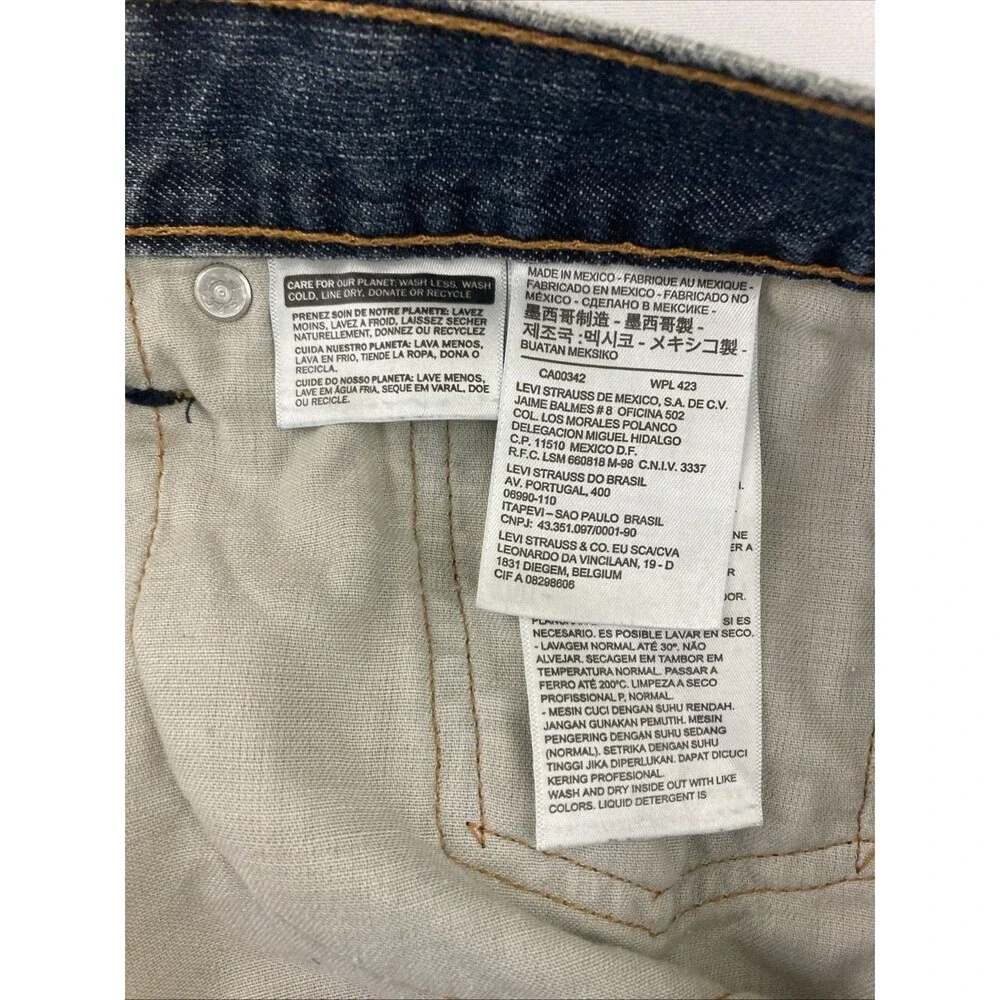 Levis used no